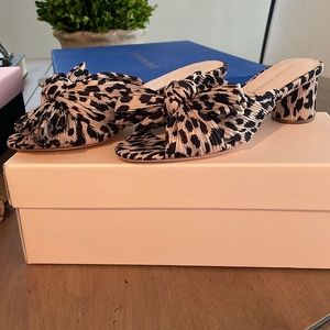 NWT loeffler randall Emilia pleated knot leopard.  Size 6